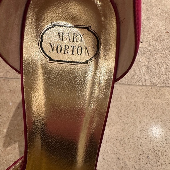 Mary Norton D’orsay satin pumps - Picture 8 of 8